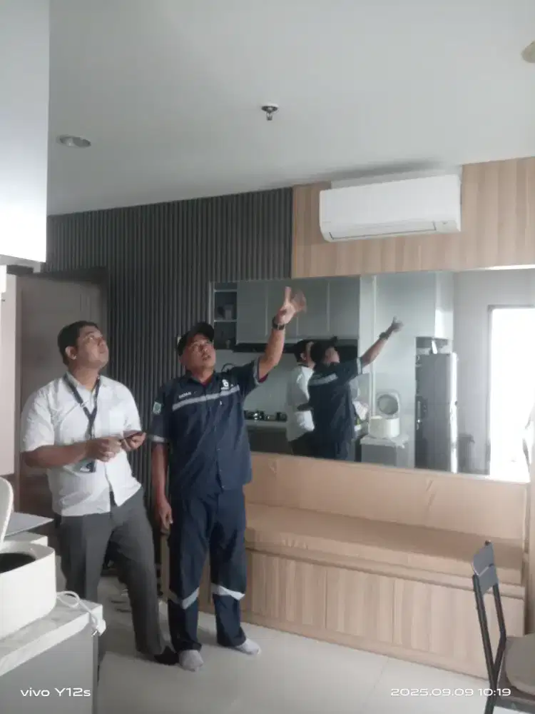 Jasa pemasangan instalasi listrik rumah dan lain lain.