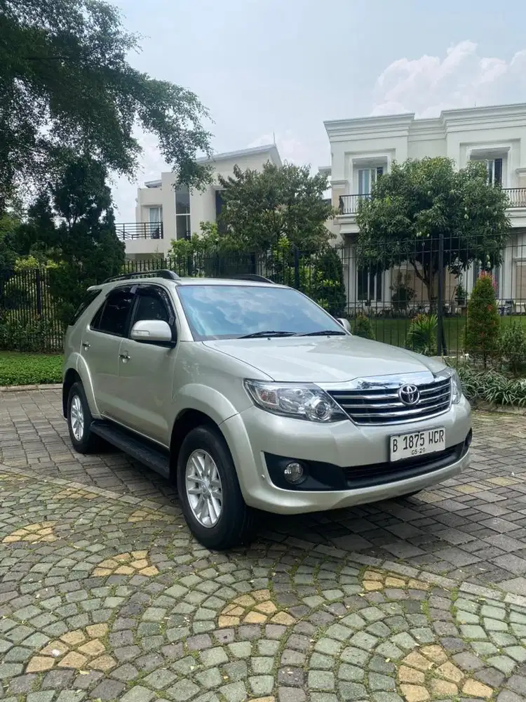 Fortuner G 2.7 AT Bensin 2014