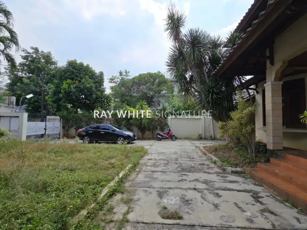 Dijual Rumah Lama Lokasi Bagus Dekat Dengan MRT di Jl Kramat Batu