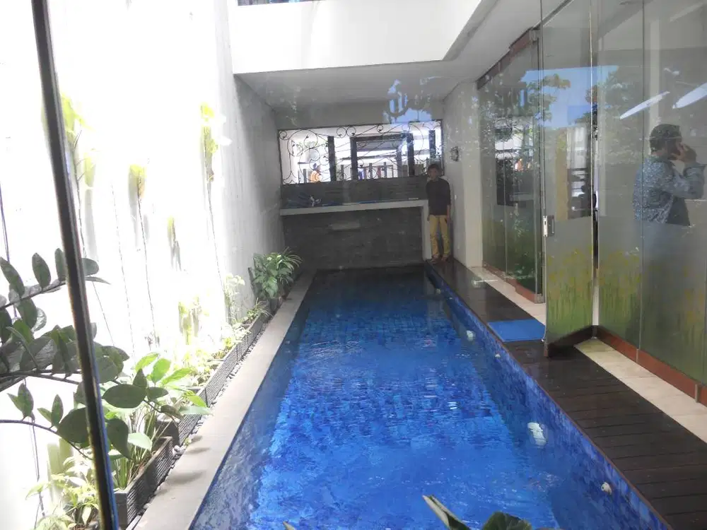TUKANG BORONG UPAH KERJA PEMBUATAN  KOLAM RENANG