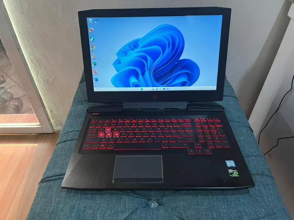 Laptop HP Omen 15 (second) Fullset. 5 jutaan normal dan bergaransi