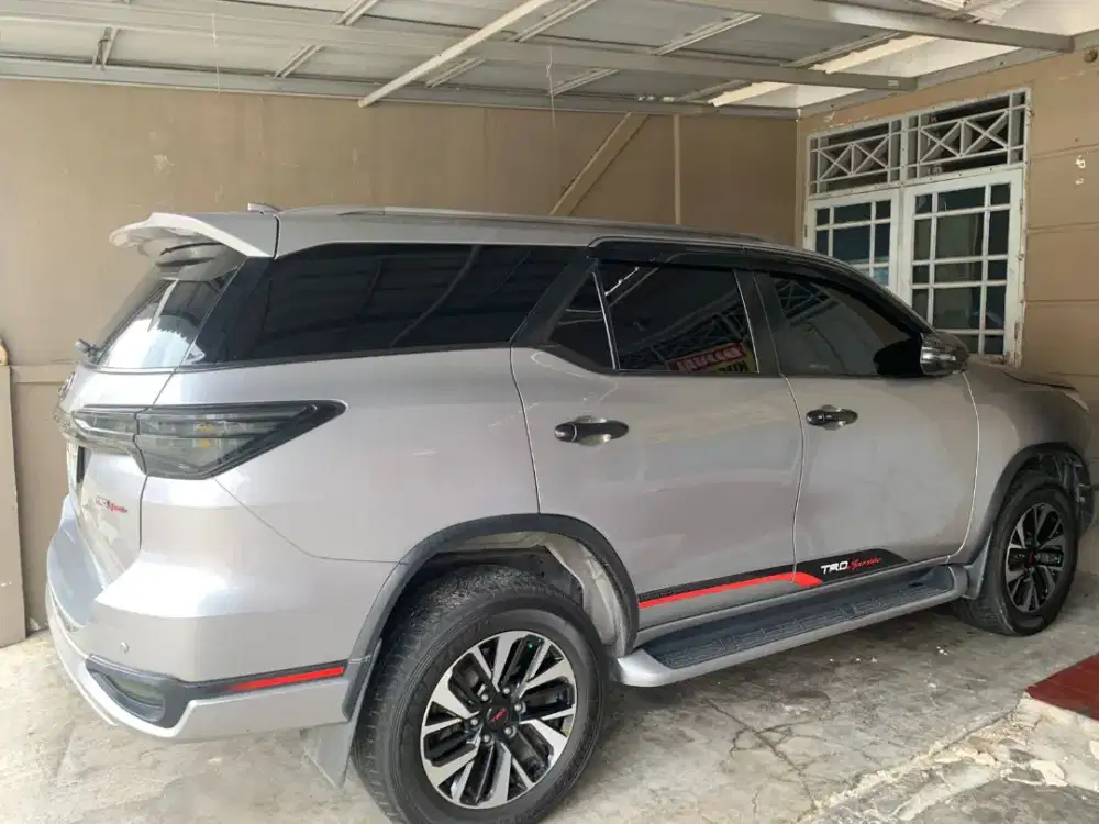 Dijual fortuner tgn pertama