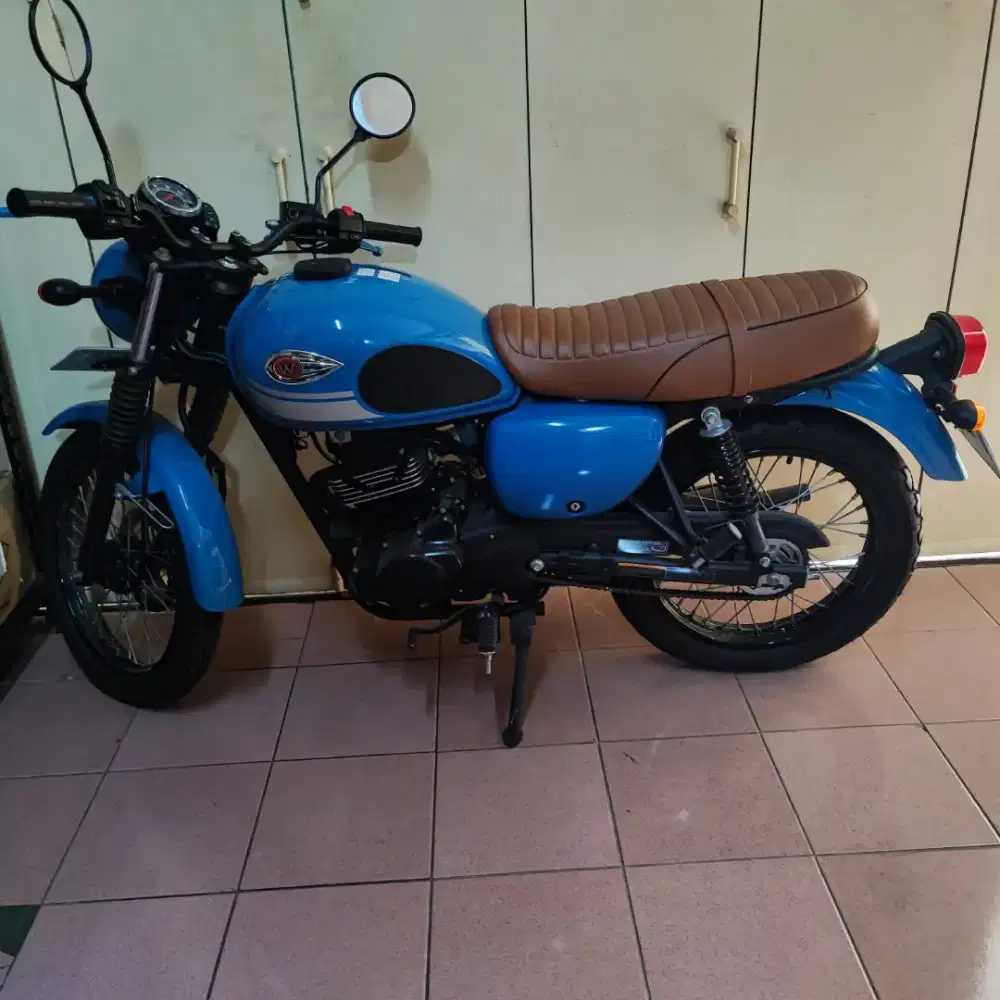 Dijual Motor Kawasaki W175 tahun 2018