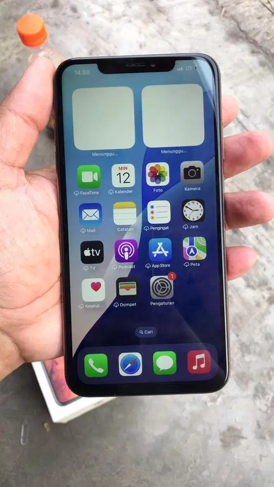 Iphone xs max 64 gb gold