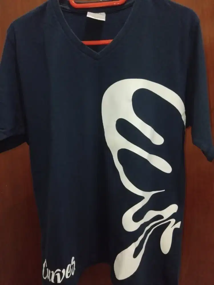 Preloved kaos masih bagus