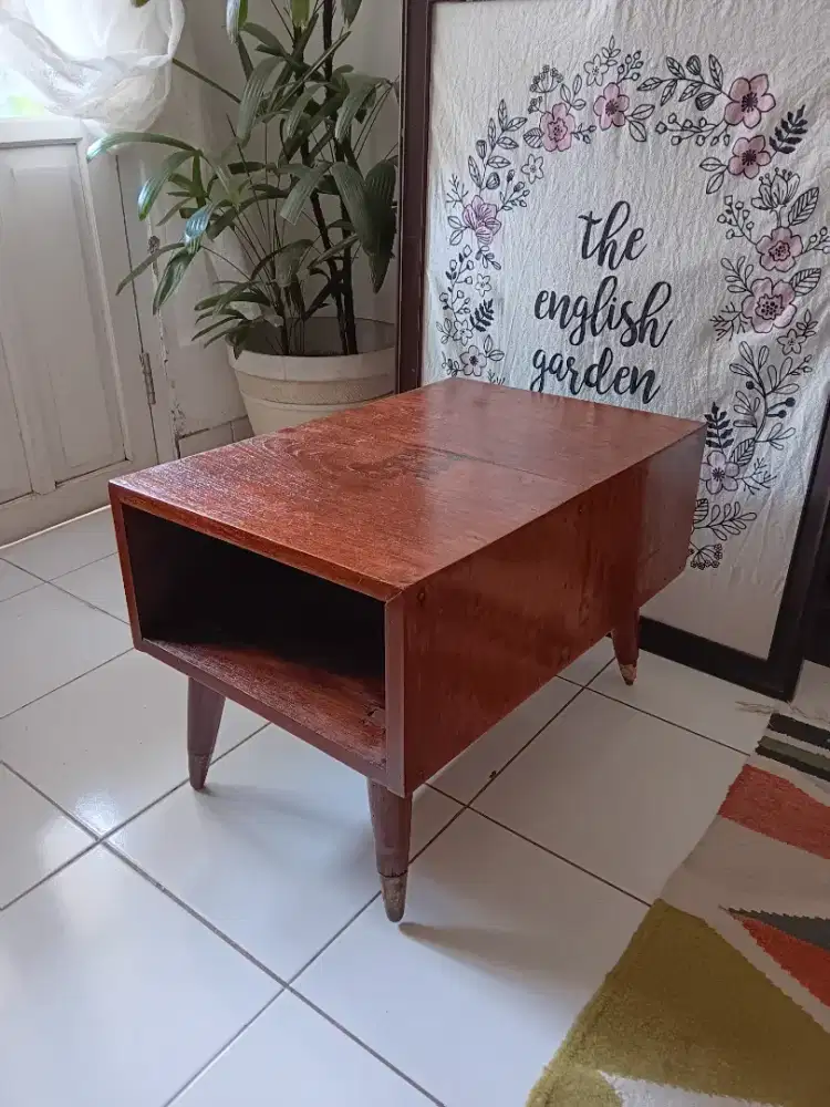 Nakas Jati kaki jengki vintage