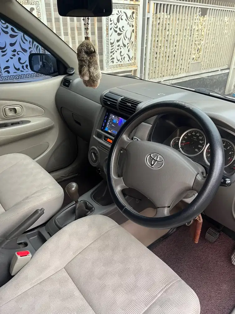 Toyota Avanza 2011 Bensin