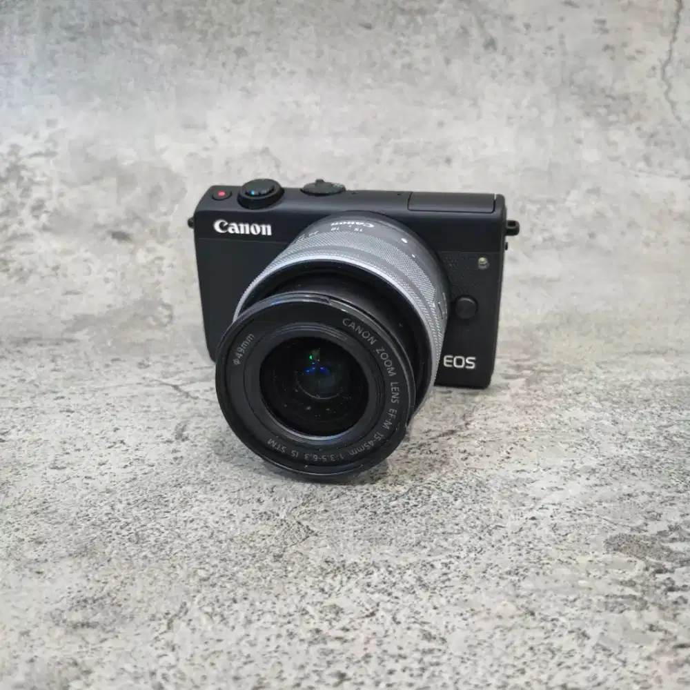 Canon eos m100 kit 15-45mm