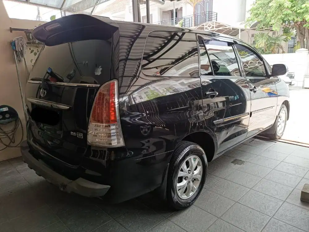 Dijual: Toyota Kijang Innova G AT Diesel 2010 Mulus Tangan Pertama