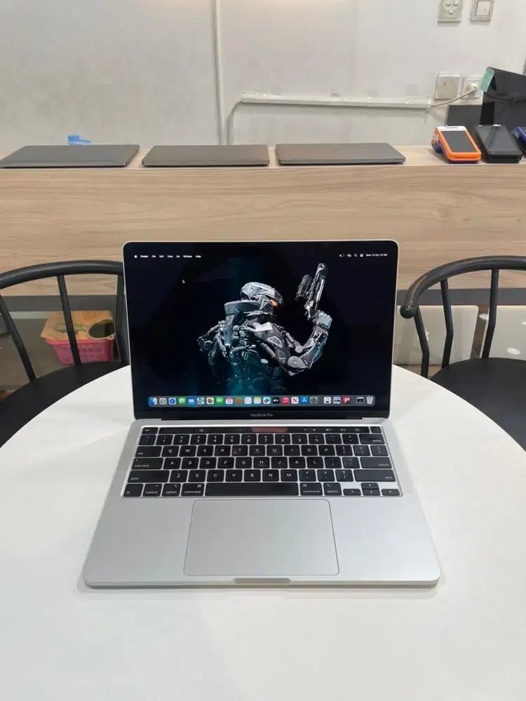 MacBook Pro i5 2020 16/256GB
