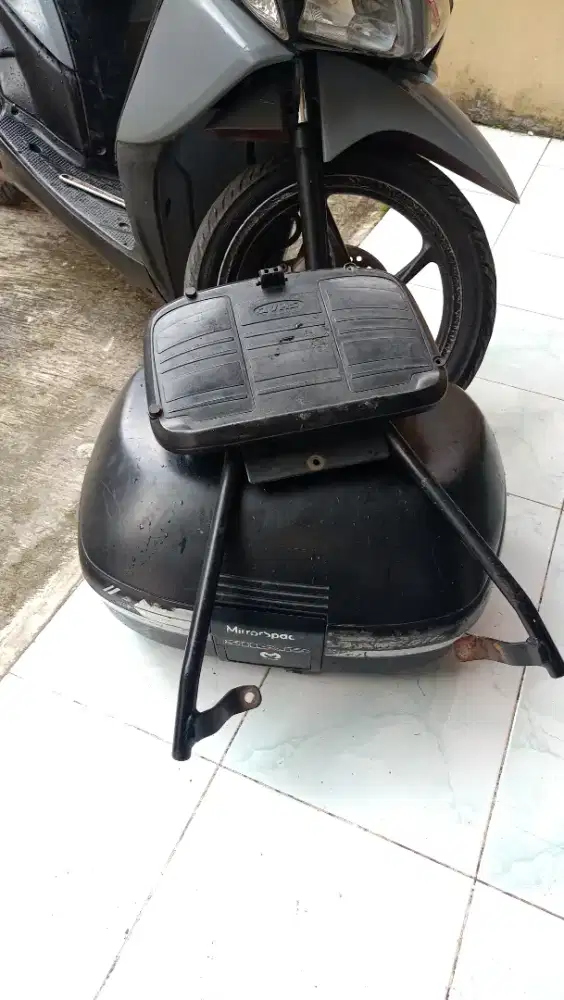 Box motor merek shad