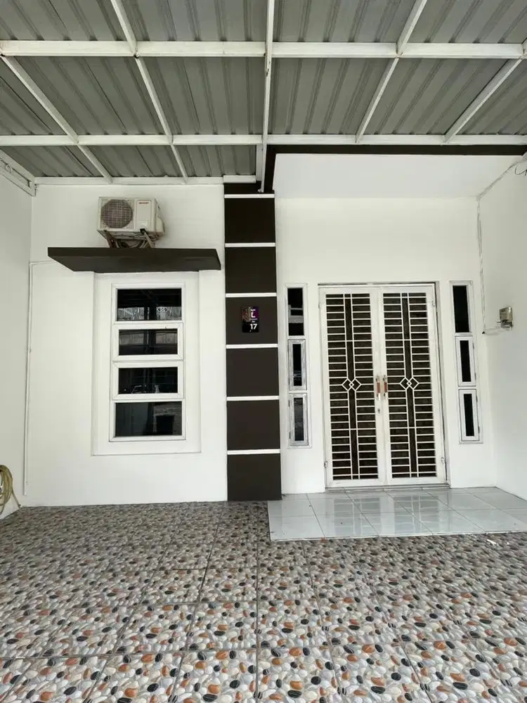 DISEWAKAN RUMAH PASAR 1 SETIABUDI MEDAN - KOSONG/TANPA FURNISH