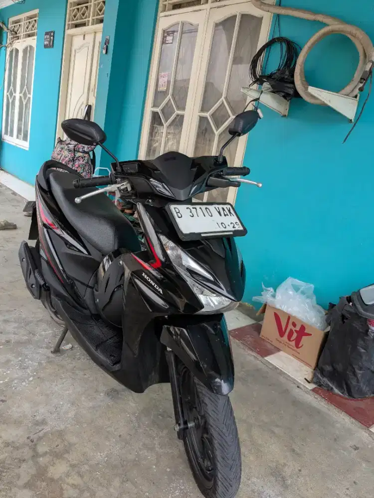 Motor beat dilepas. Kondisi masih seperti baru