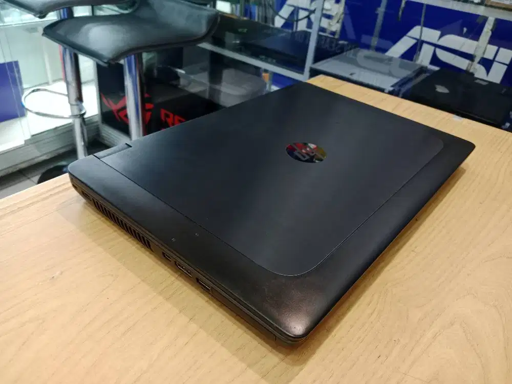 LAPTOP MEWAH HP ZBOOK 15 G2 CORE i7 RAM 16GB SSD 512GB SIAP GAMES