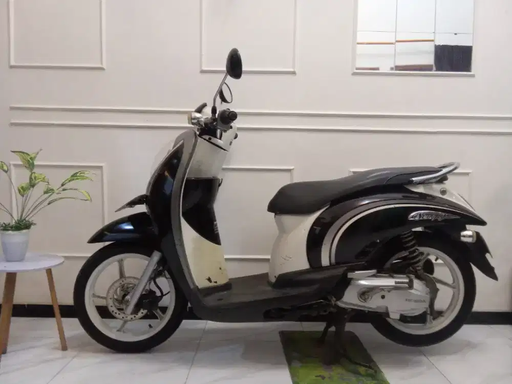 Honda Scoopy 2011
