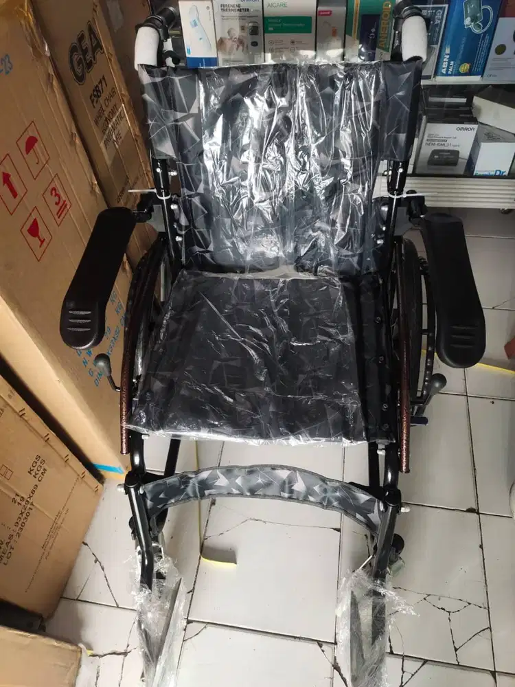 KURSI RODA TRAVEL GTT WC 2