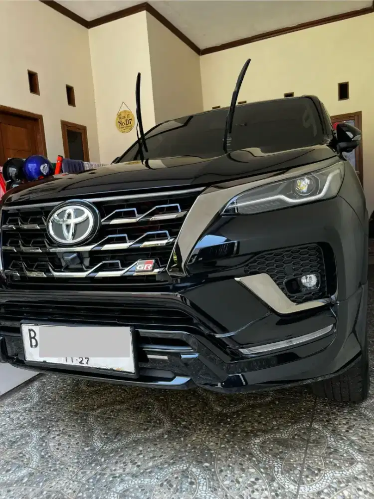 Fortuner 2.8 GR AT km 20rb 2022