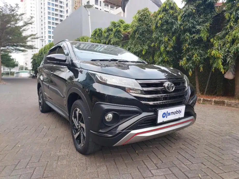 LOW DP Toyota Rush 1.5 TRD Sportivo 7 Bensin-MT 2020 TIW