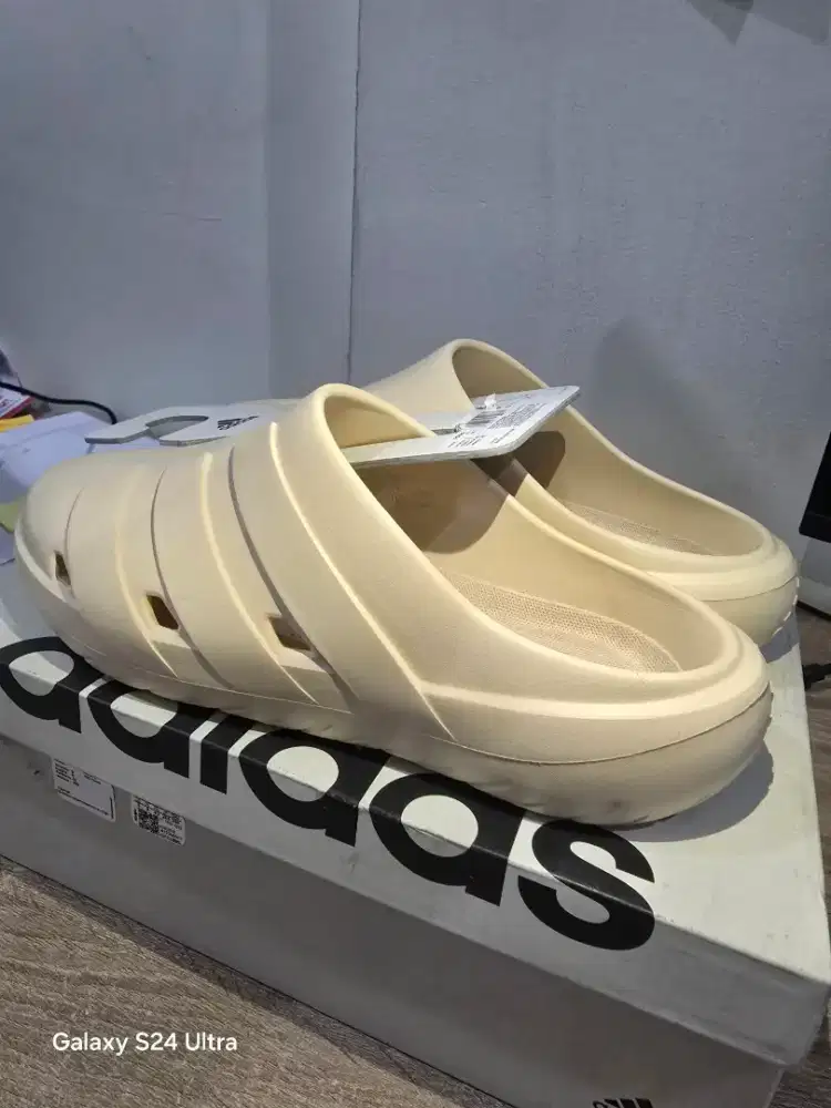 Dijual Adidas SWIM Sandal Clog Adicolor Krem