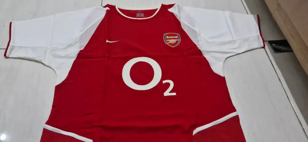 Dijual borongan saja... 5 kaos Nike edisi sepak bola