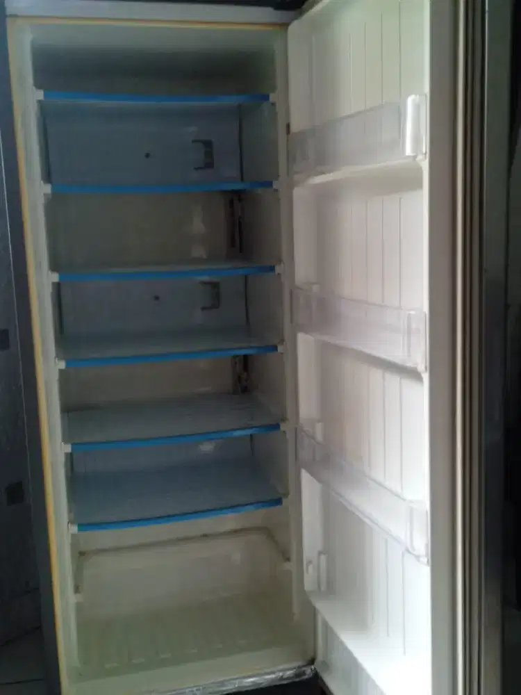 Freezer Merk LG