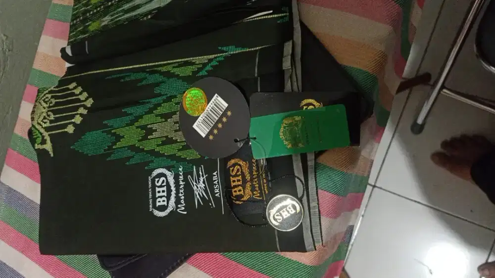 Sarung Tenun Tangan BHS Masterpiece