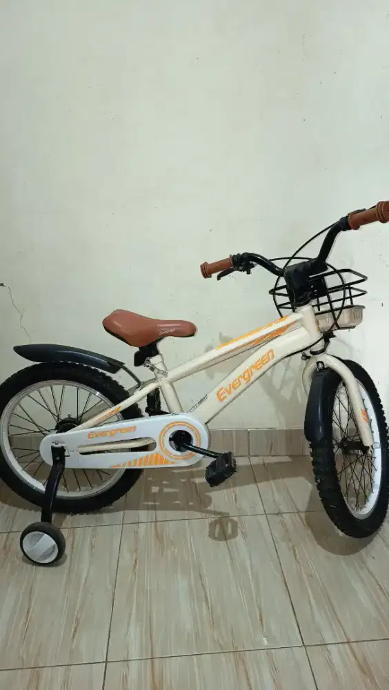 Sepeda Evergreen ukuran 18