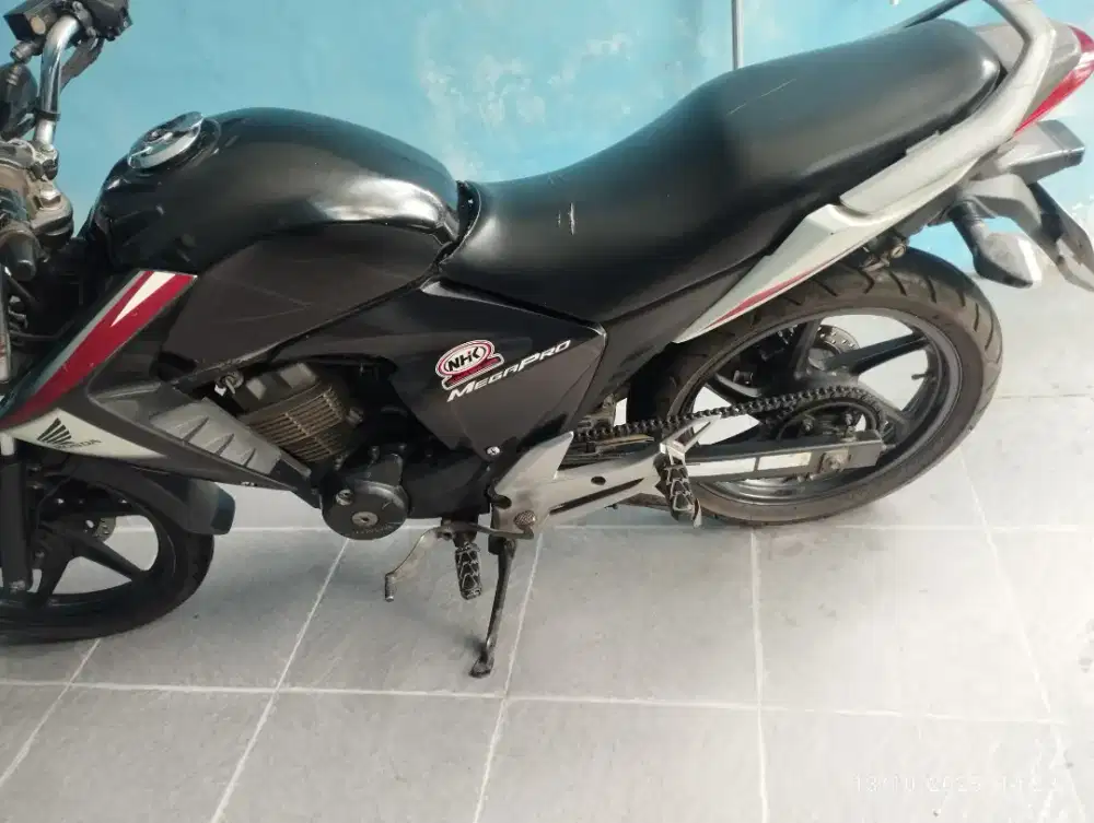 new megapro monoshock 2012