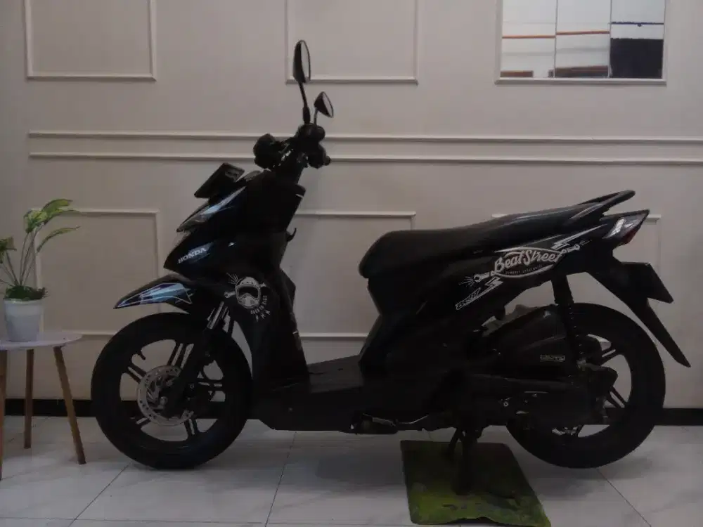 Honda beat street 2017