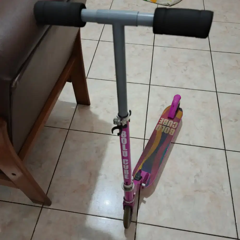 Scooter bold cube bekas