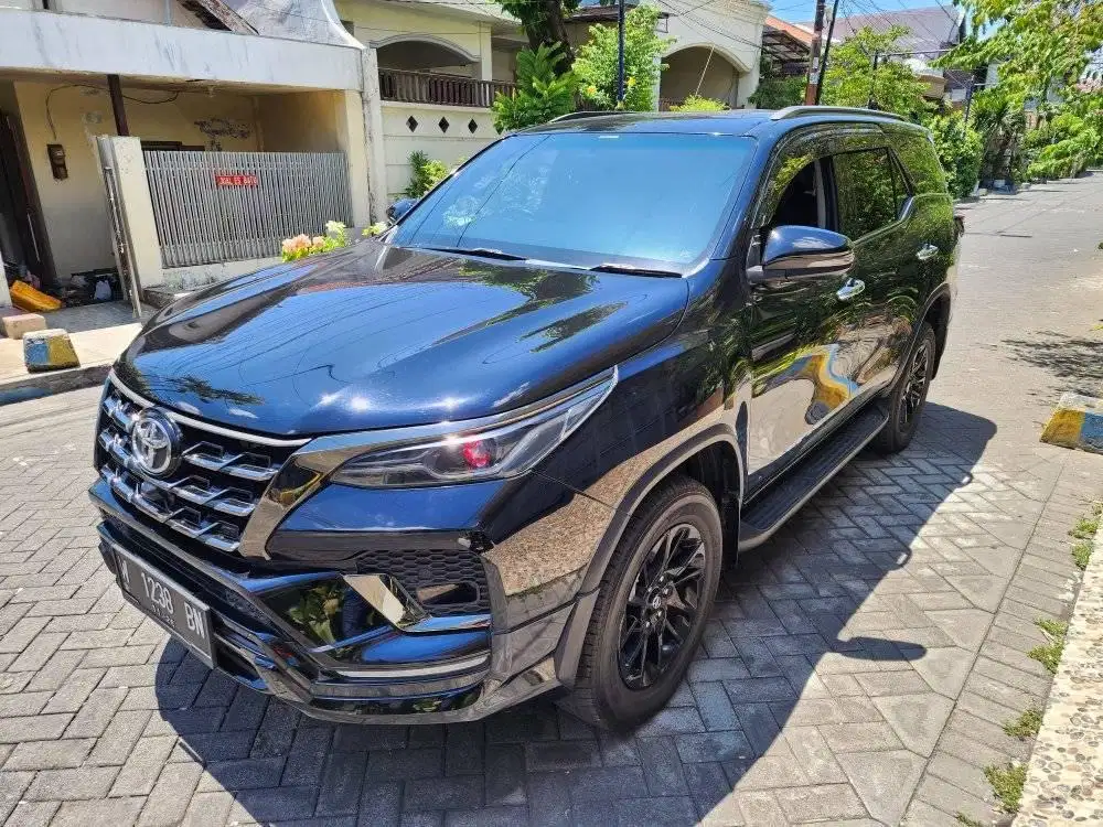 TOYOTA FORTUNER VRZ 2.4 S GR DISEL MATIC 2021 FACELIFT  FULL ORIGINAL