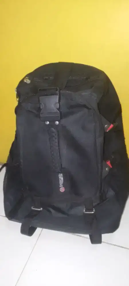 Tas gendong jumbo merk Depacto
