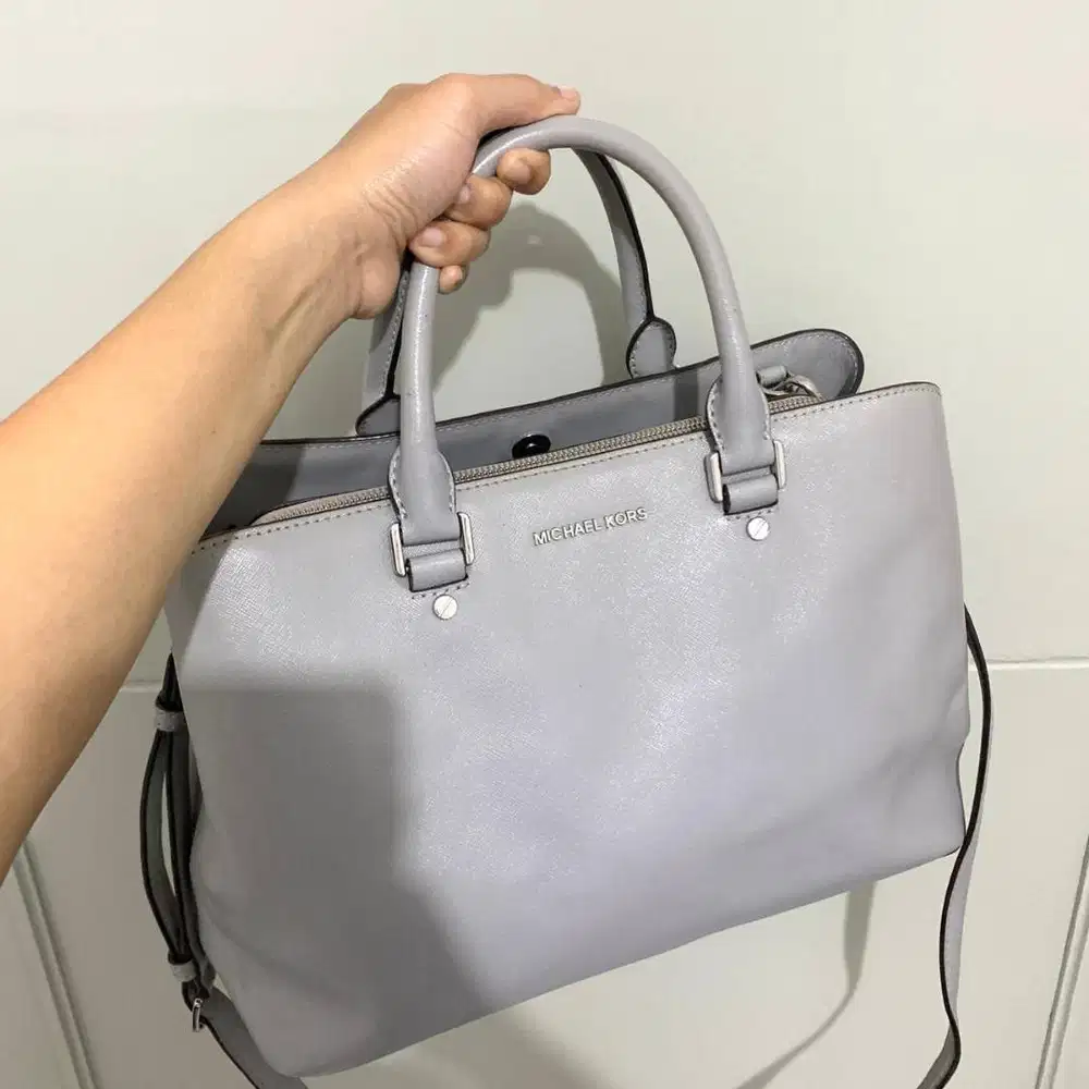 Preloved Tas Michael Kors Savannah Satchel Grey Authentic Original