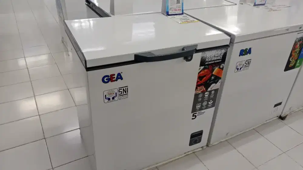 FREZZER GEA AB-208R Dimensi 80x48x85 Bisa CICIL