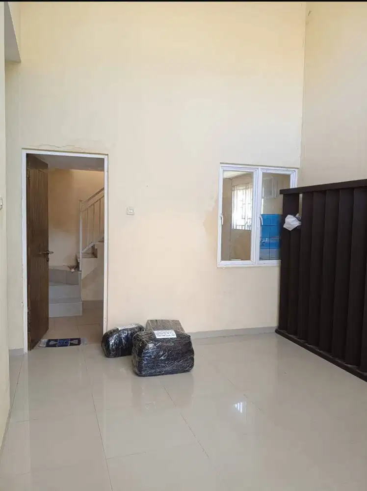 DIJUAL RUMAH SEMANGGI WONOREJO - HOOK