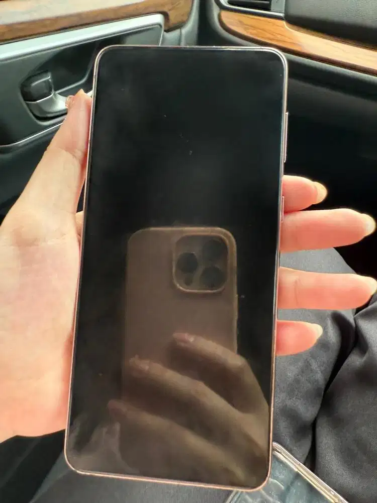 Samsung S21+ Second