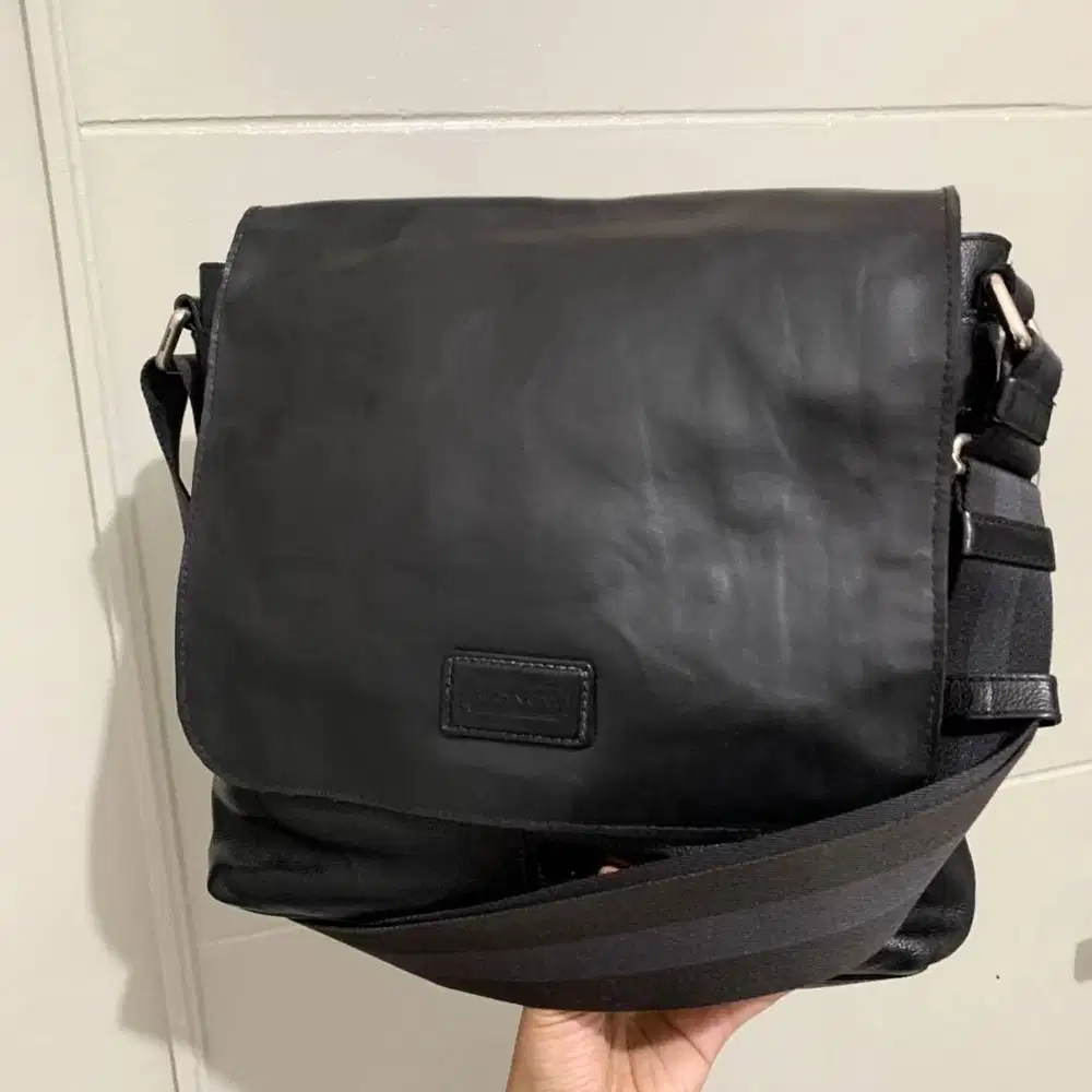 Preloved Tas Coach Men Messenger Bag Black Authentic Original