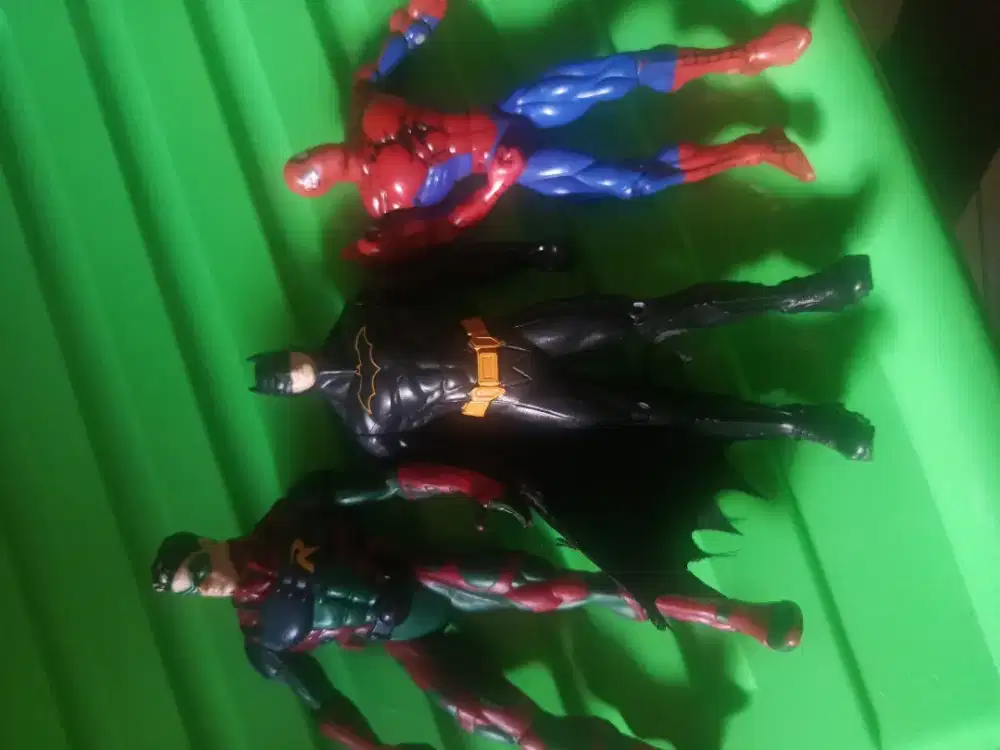 Batman robin spiderman