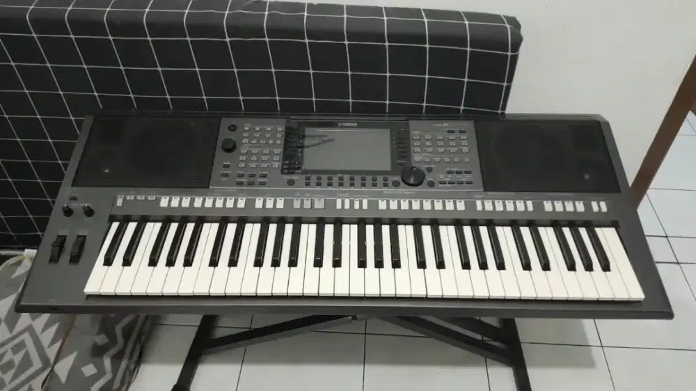 Keyboard Yamaha PSR S770