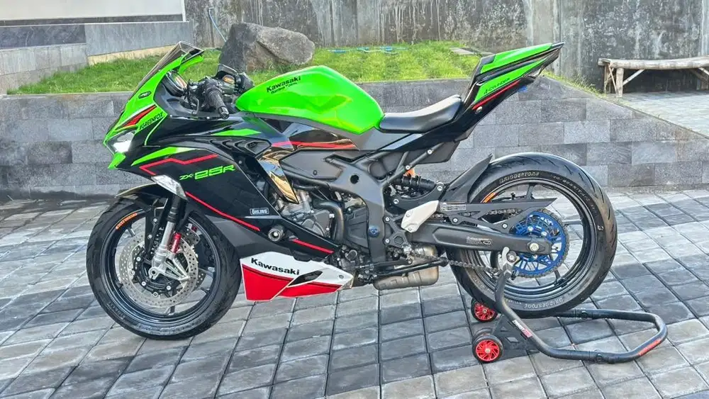 Kawasaki ninja Zx25r 2021 KRT