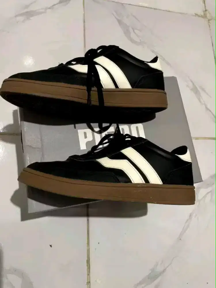 sepatu piero cowo ukuran 41