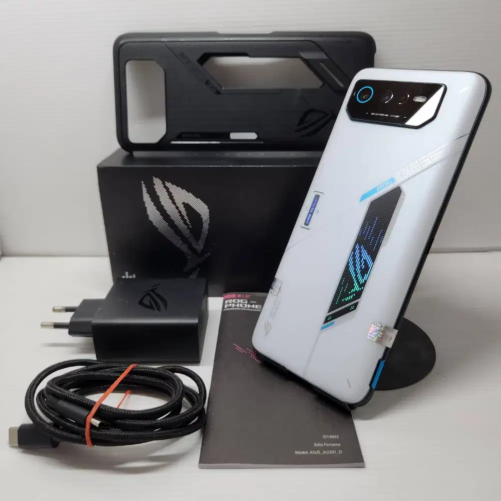 LIKE NEW MULUS ASUS ROG PHONE 6 8/256 WHITE LENGKAP CHARGER ORI! MULUS