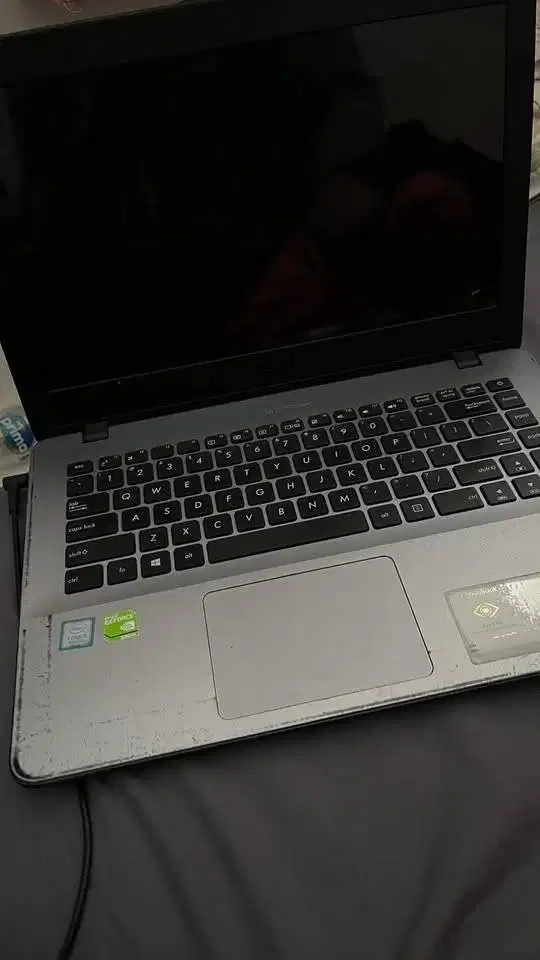 Asus Vivobook a442u (NEGO)