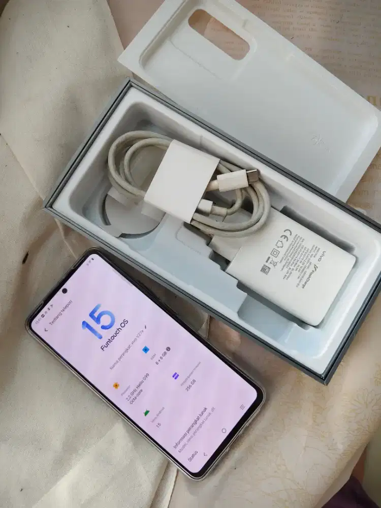 Hp second bekas Vivo v27e