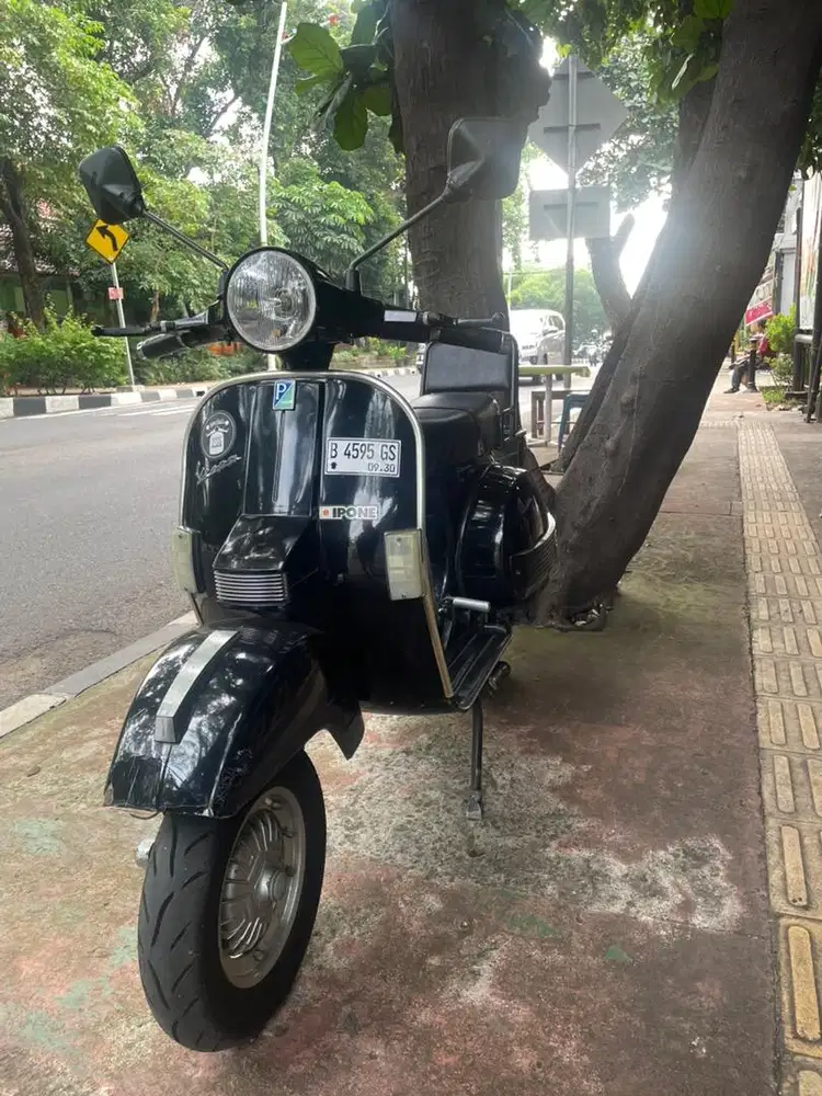 Vespa PX 150 (LOOK NEW PX)