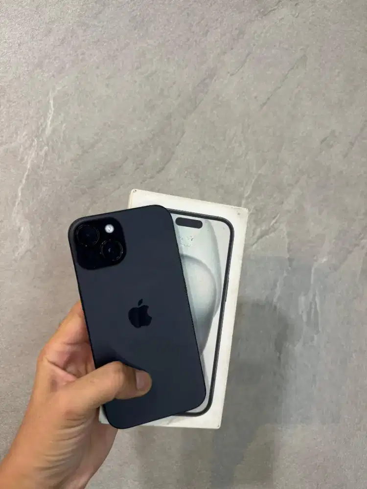 Iphone 15 128 gb garansi ibox fullset bisa cicilan