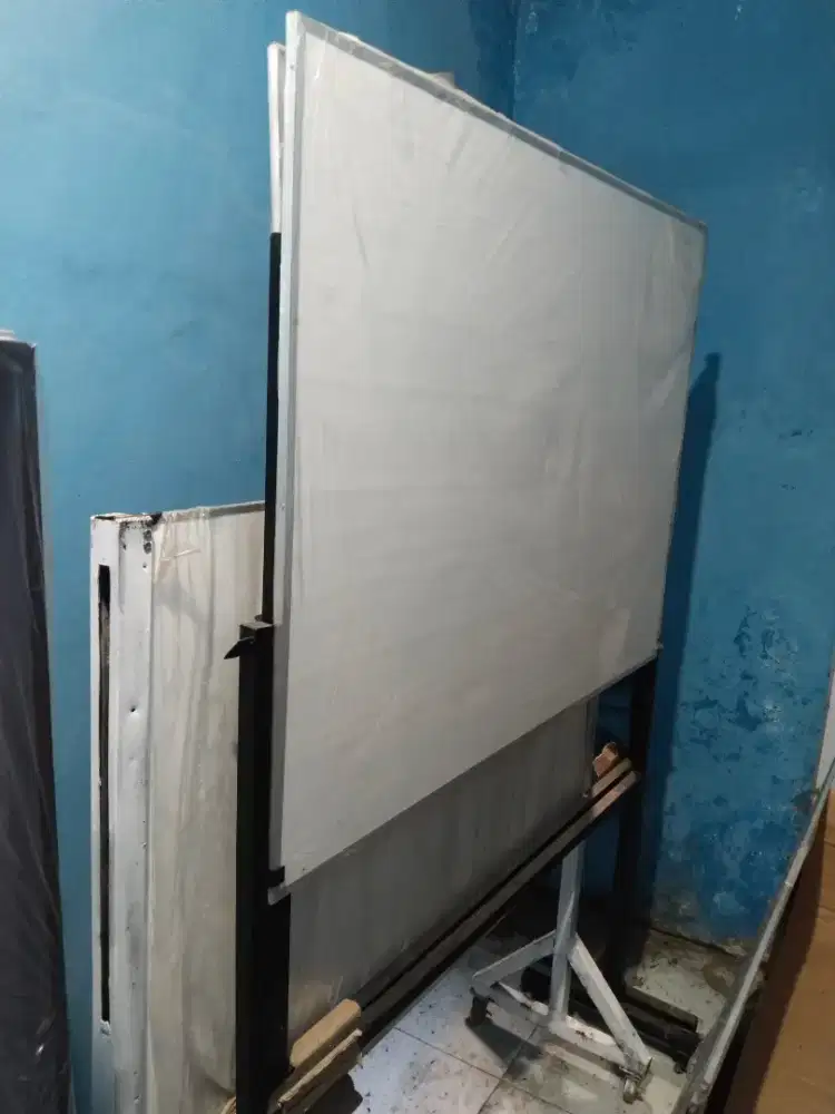 Papan tulis standing baru sni WA
