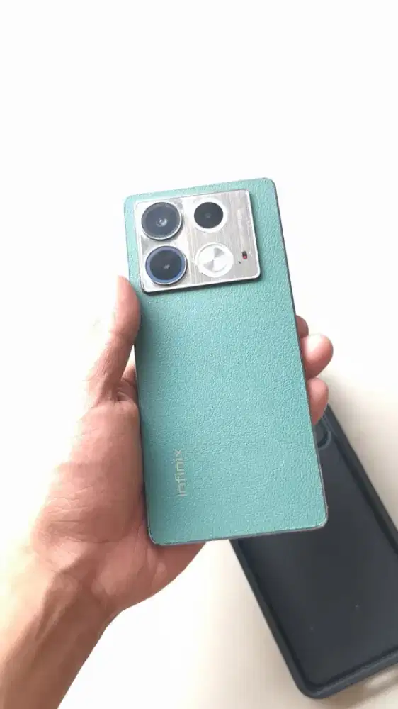 infinix note 40 ram 8/256 gb muyusss