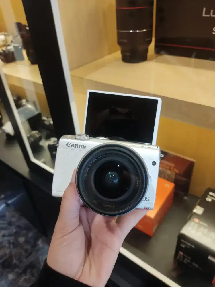 CANON EOS M100 KIT 15-45mm IS STM FULLSET
