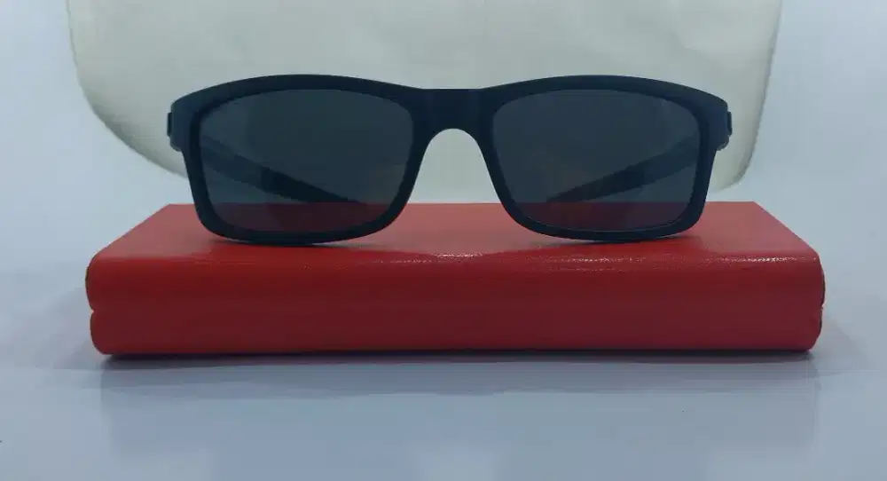 Kacamata oklay polarized